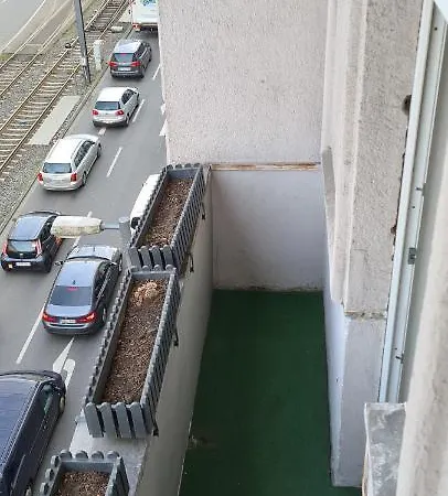 Altbauwohnung Bei Der Messe ケルン