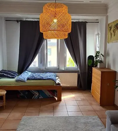 Altbauwohnung Bei Der Messe Апартаменты